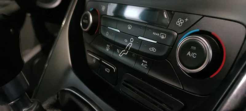 Ford C-max 1.5 внос от Франция реални км., снимка 4 - Автомобили и джипове - 53396009