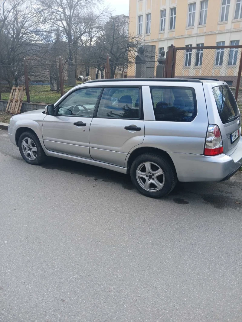 Subaru Forester 2.0 X ZM mt GPL, снимка 4 - Автомобили и джипове - 53497537