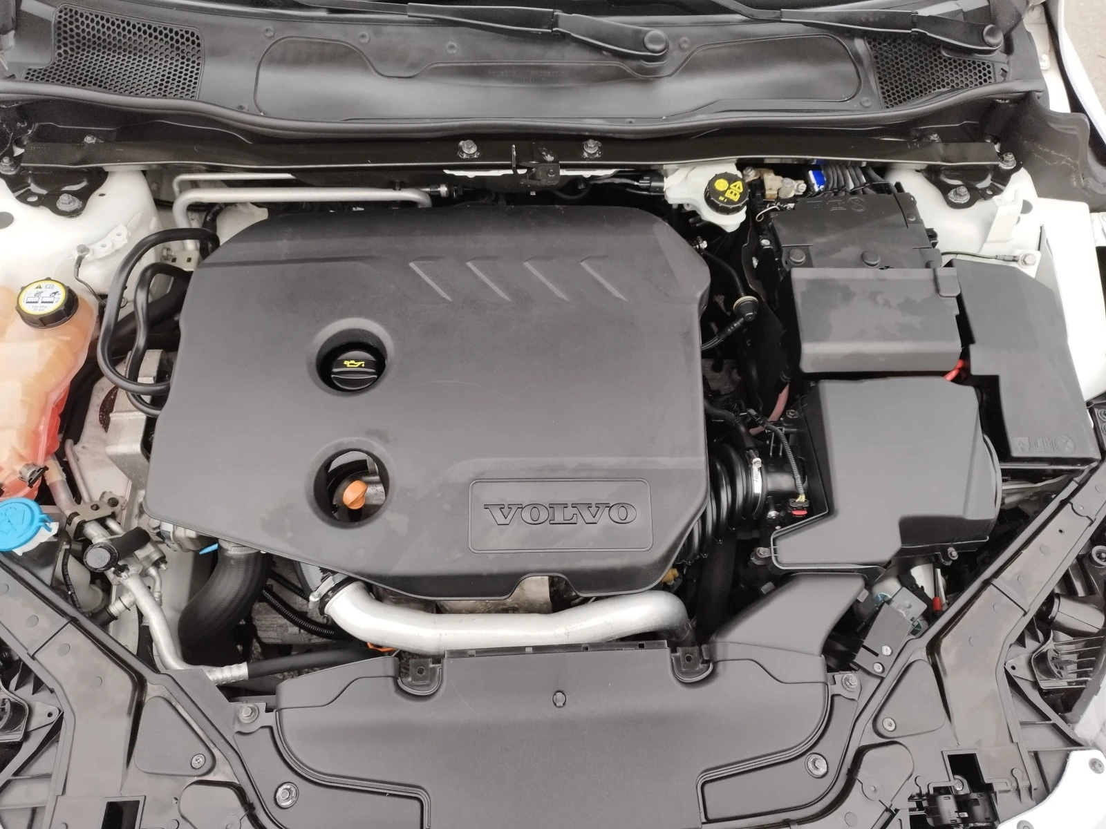 Volvo V40 1.6     D2   EVRO  5B | Mobile.bg — изображение 17