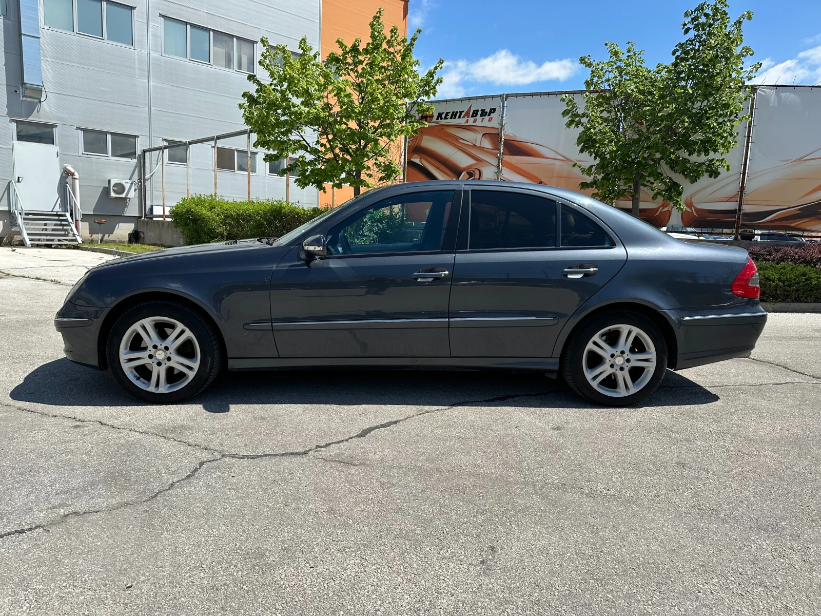 Mercedes-Benz E 320 3.0d 224 к.с. 4Matic - изображение 2