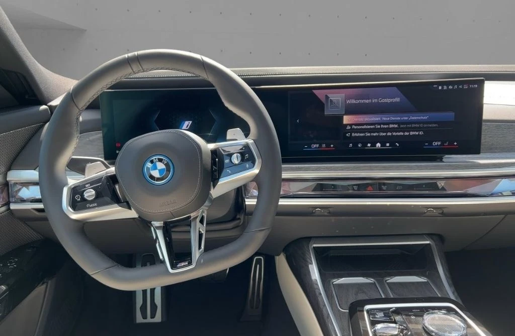 BMW 750 e xDrive M-Sport = NEW= Individual Гаранция - изображение 9