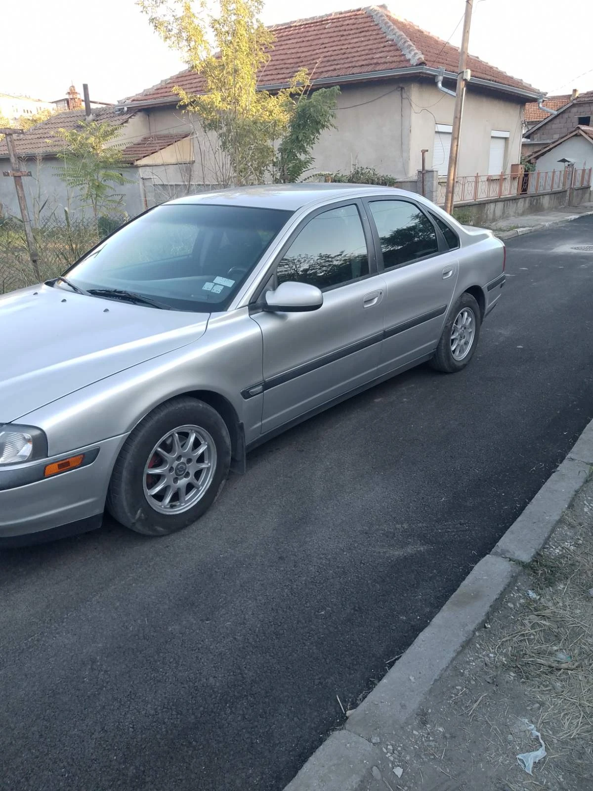 Volvo S80  - изображение 3