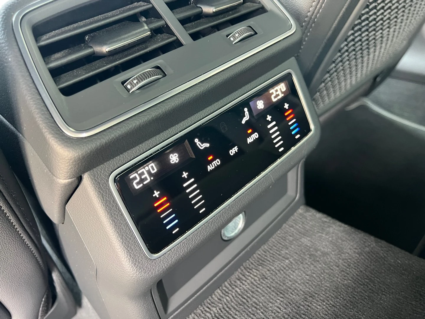 Audi A6 Limousine Sport 50 TDI quattro, снимка 14 - Автомобили и джипове - 52538109