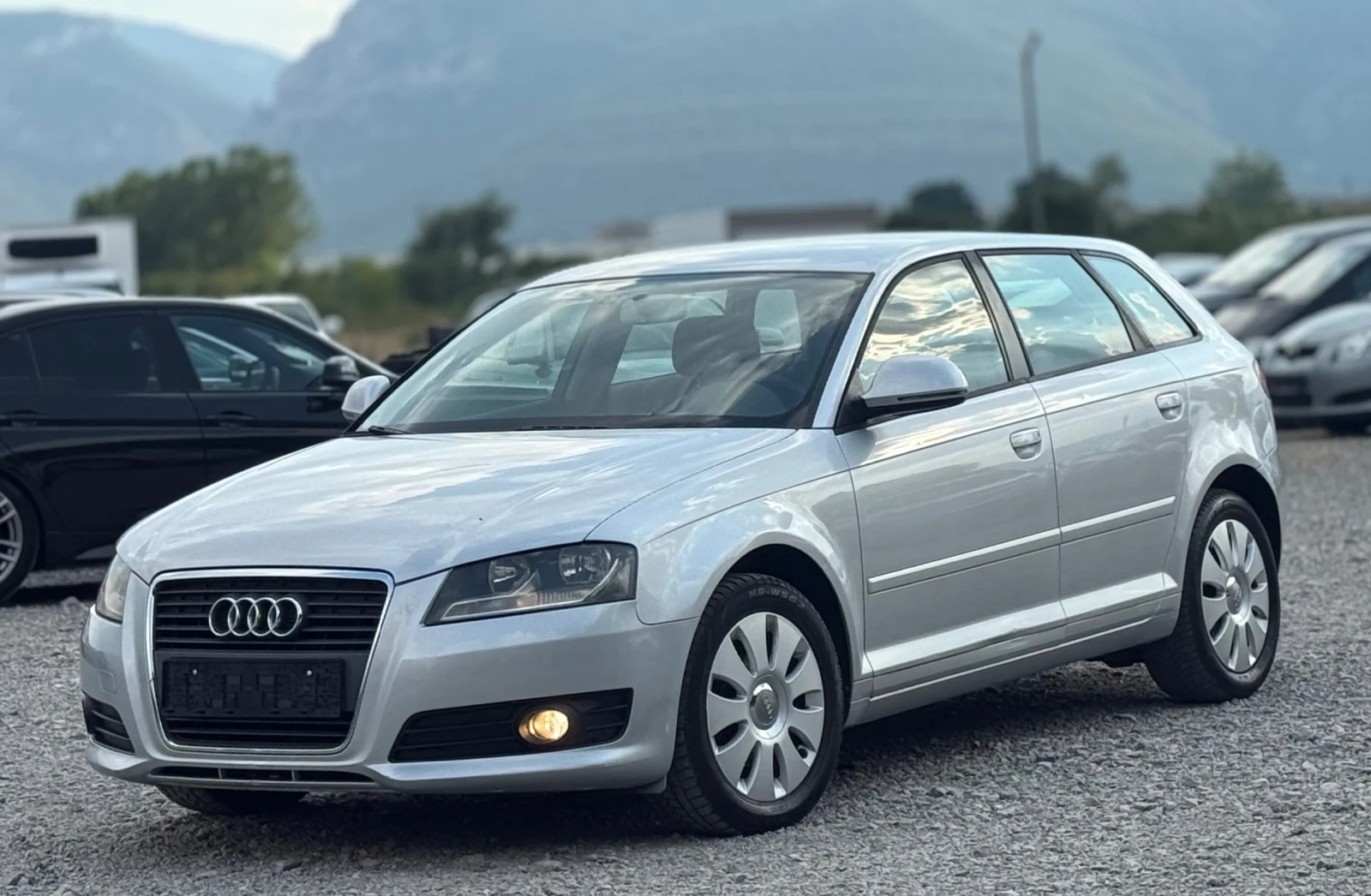 Audi A3 SportBack 1.9TDi 105к.с * Климатроник* * Face-Lift - изображение 3
