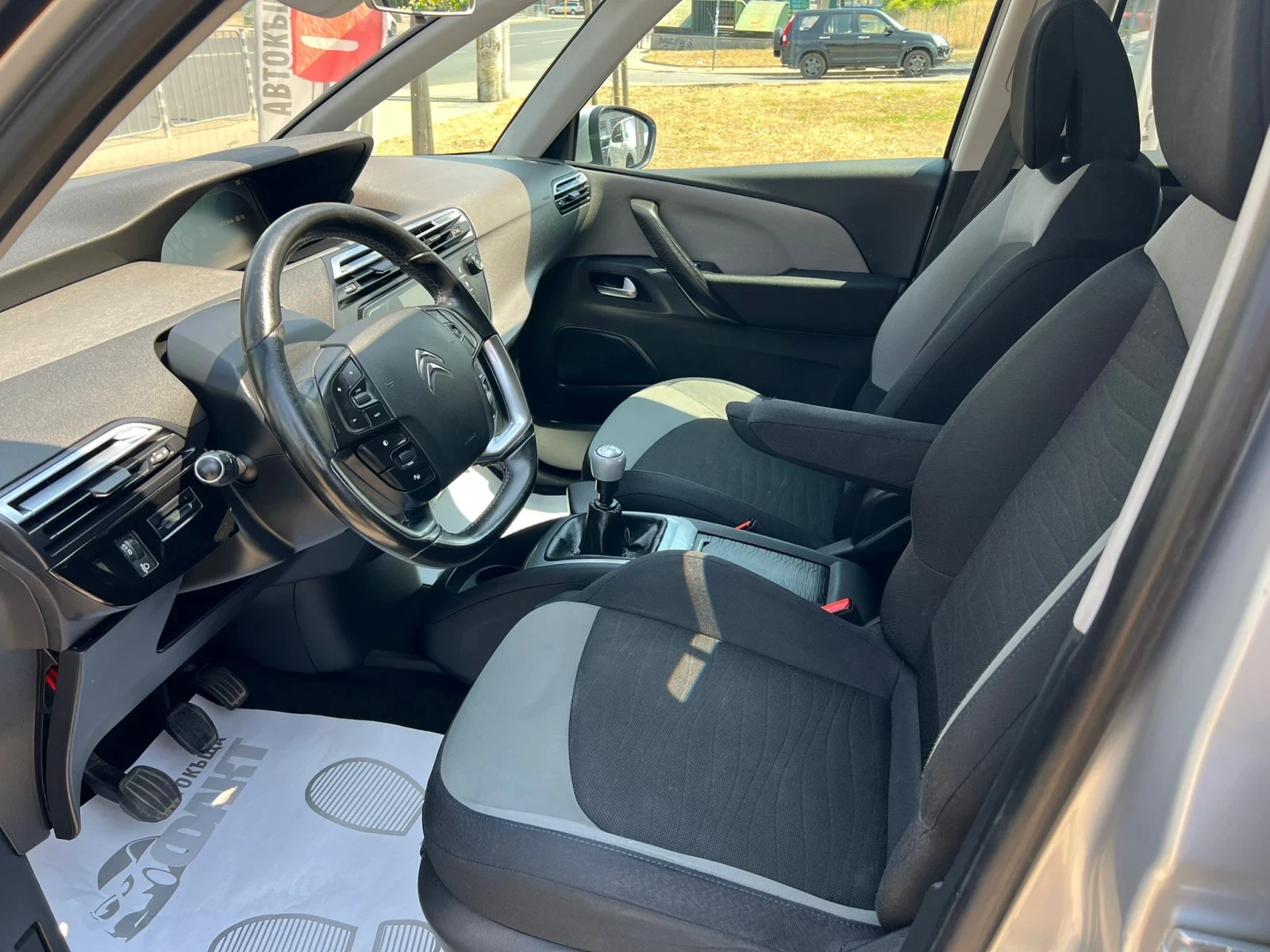 Citroen C4 Picasso 1.6HDi/7 МЕСТЕН ! ! !  - изображение 7