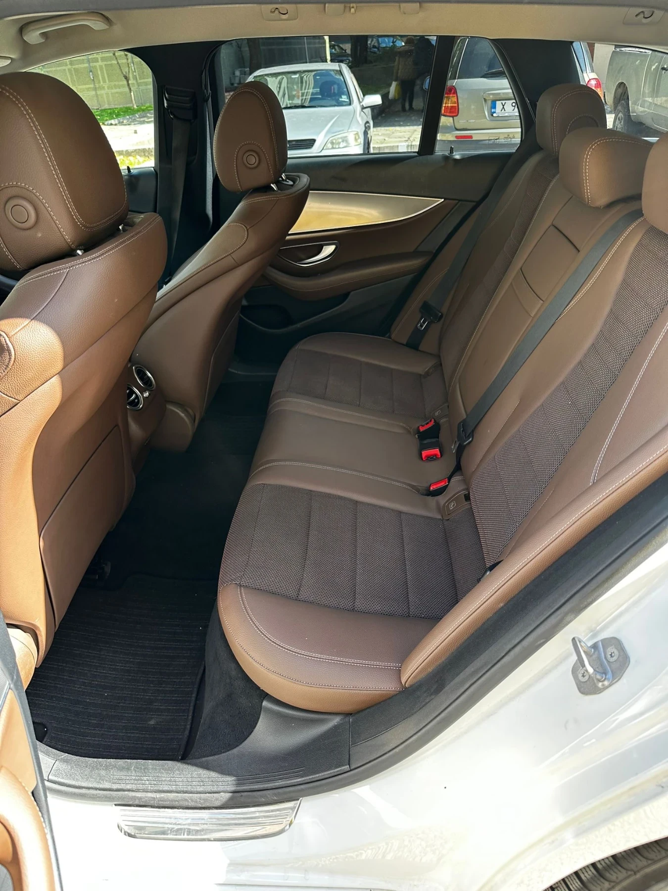 Mercedes-Benz E 220  9G-Tronic | Mobile.bg   13