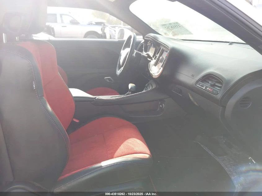 Dodge Challenger 6.4L V-8 , 485HP Rear Wheel Drive | Mobile.bg   10