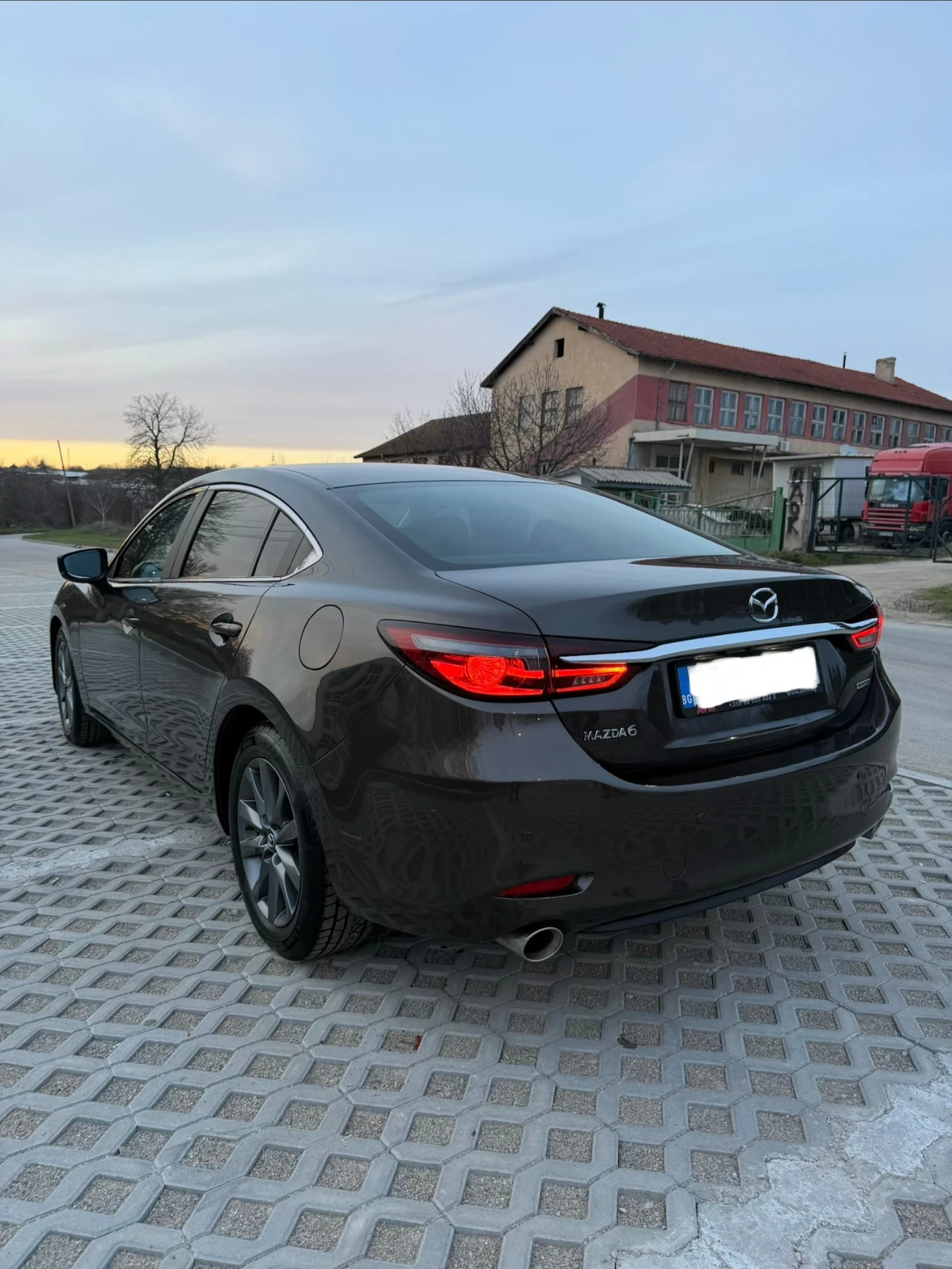 Mazda 6 2.0 Skyactive-G, снимка 4 - Автомобили и джипове - 53780232