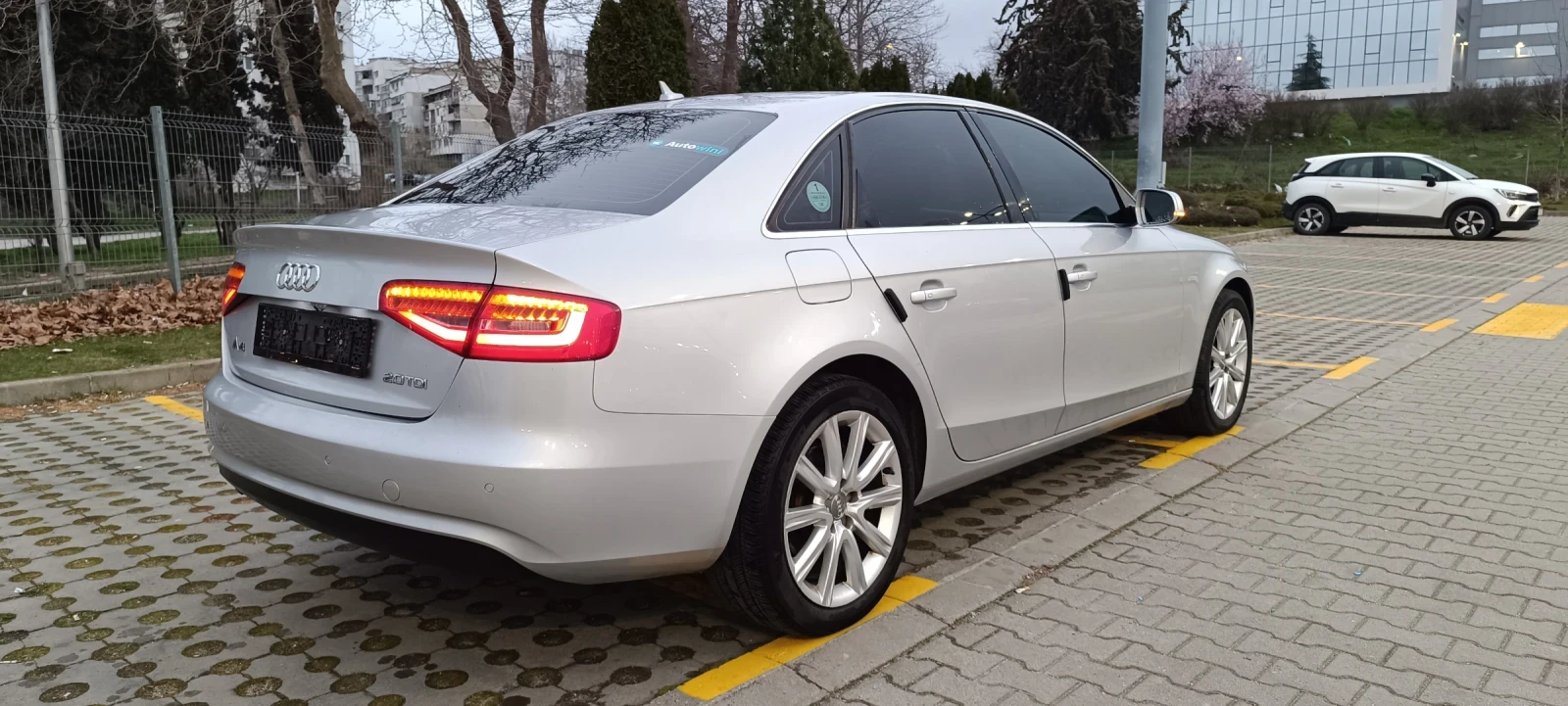 Audi A4 2.0TDI. ВИЖ ВИДЕОТО, снимка 5 - Автомобили и джипове - 54010629