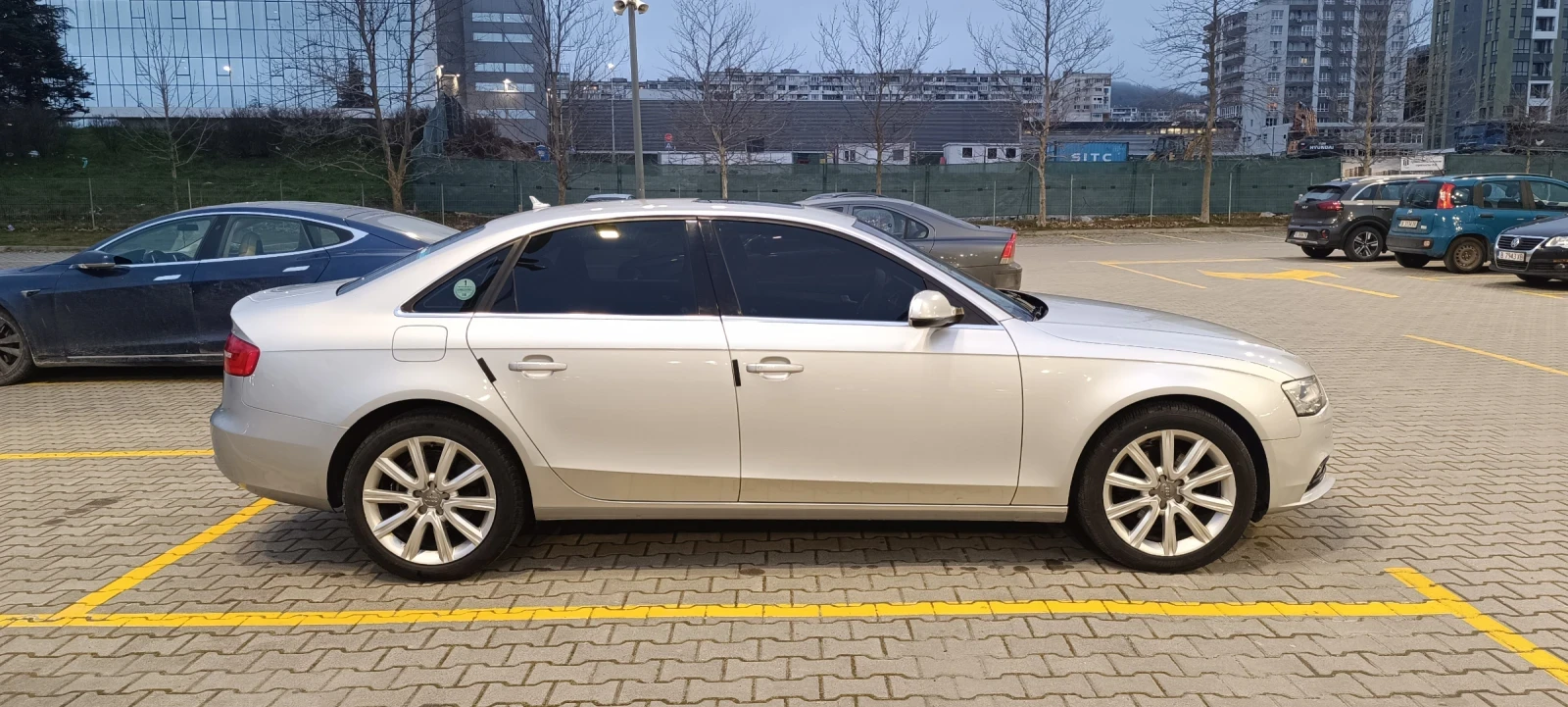 Audi A4 2.0TDI. ВИЖ ВИДЕОТО, снимка 15 - Автомобили и джипове - 54010629