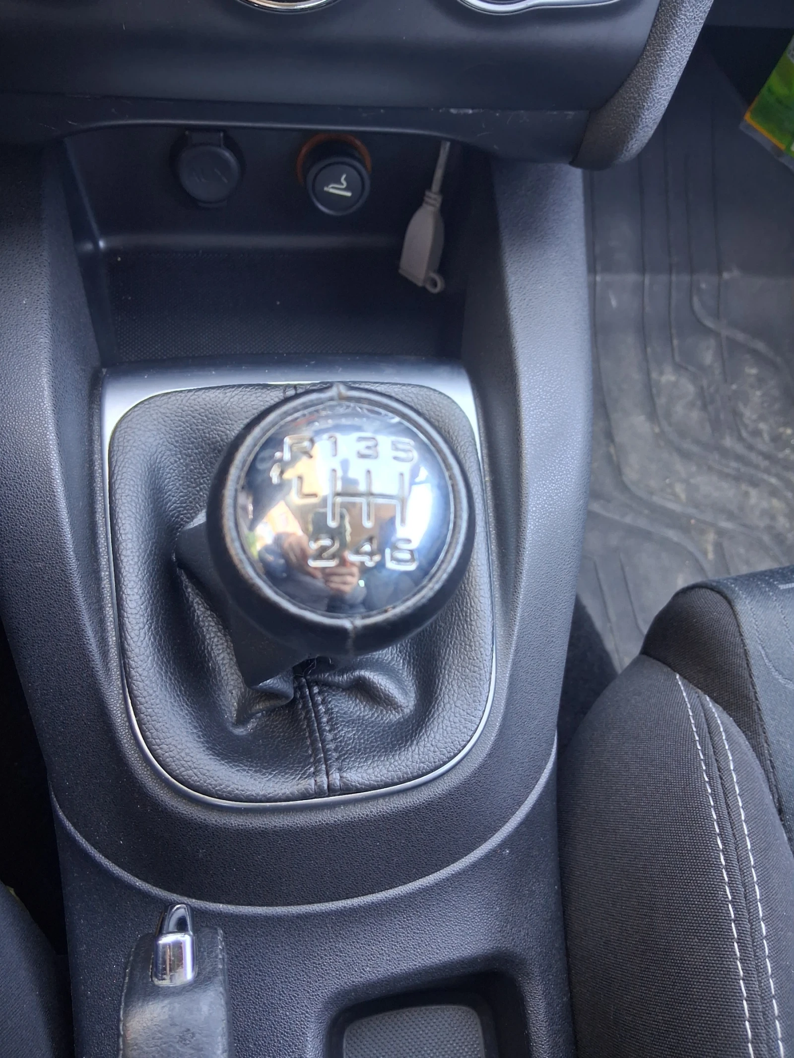 Citroen C4, снимка 8 - Автомобили и джипове - 54313844