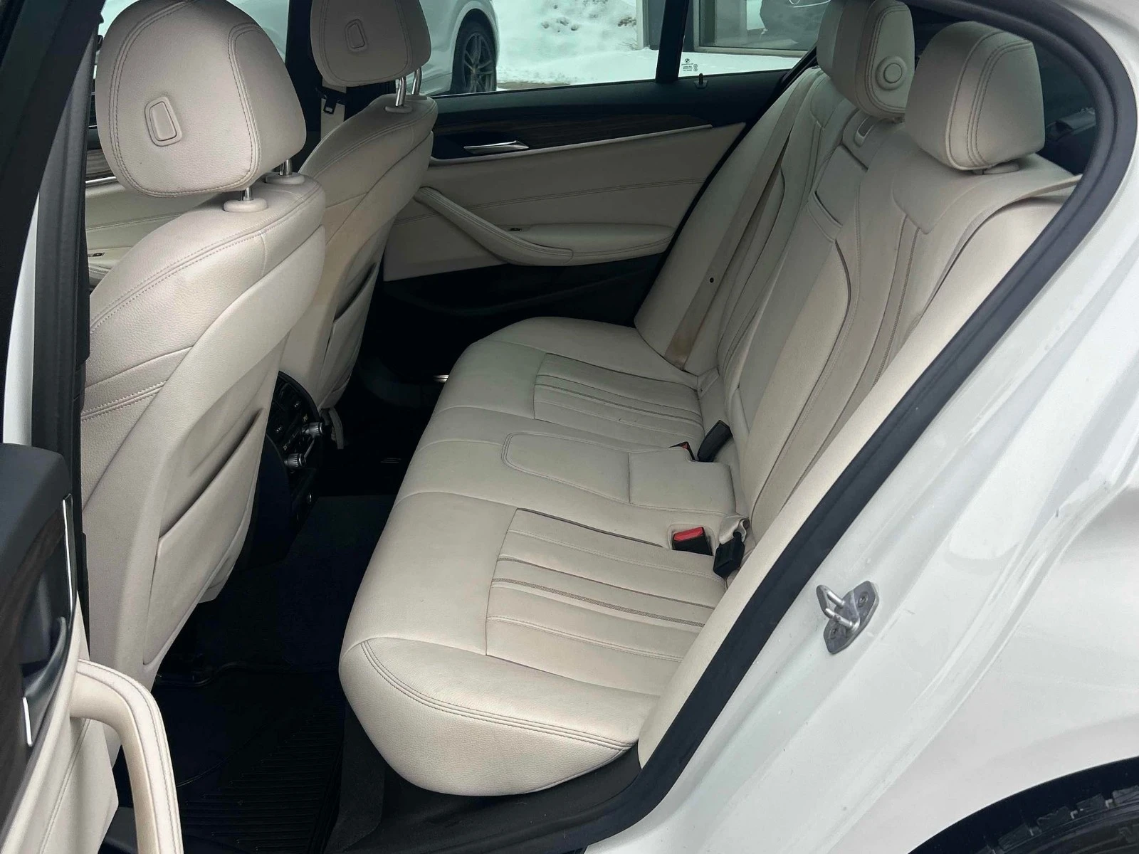 BMW 530 xDrive* ����������* (���� �� ��) | Mobile.bg � ����������� 8