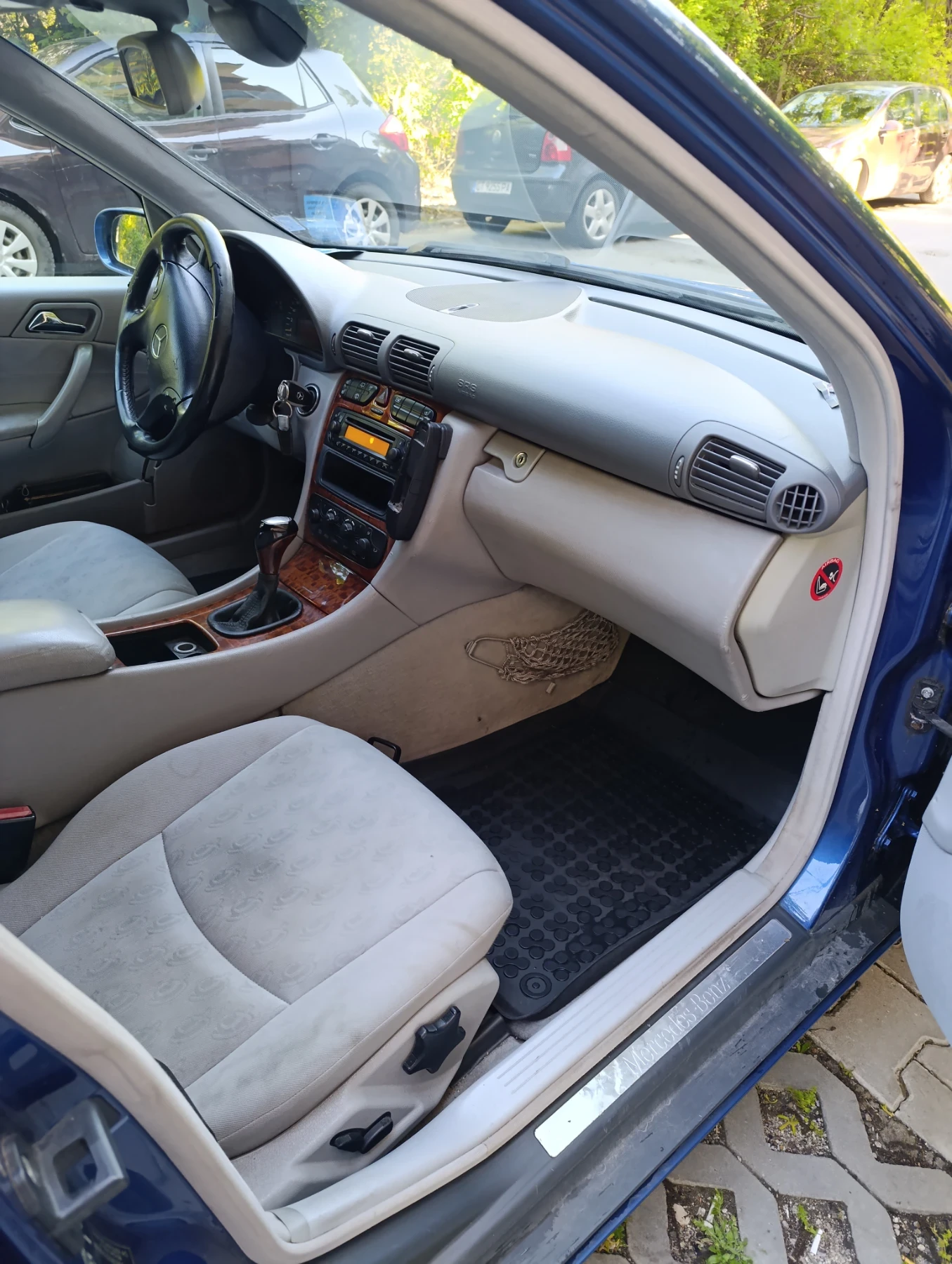 Mercedes-Benz C 220 220 CDI 150k.s., снимка 8 - Автомобили и джипове - 54387329