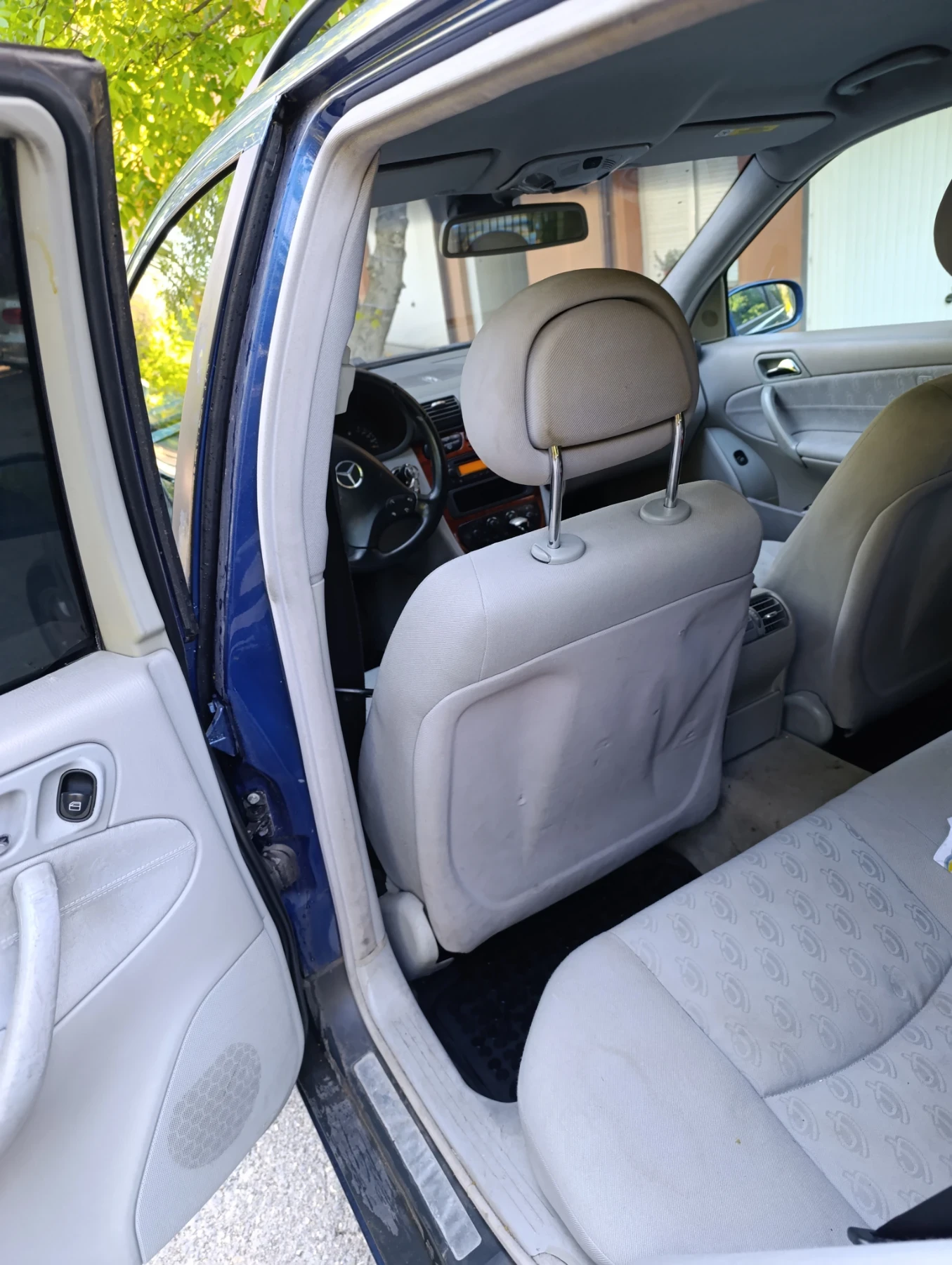 Mercedes-Benz C 220 220 CDI 150k.s., снимка 11 - Автомобили и джипове - 54387329