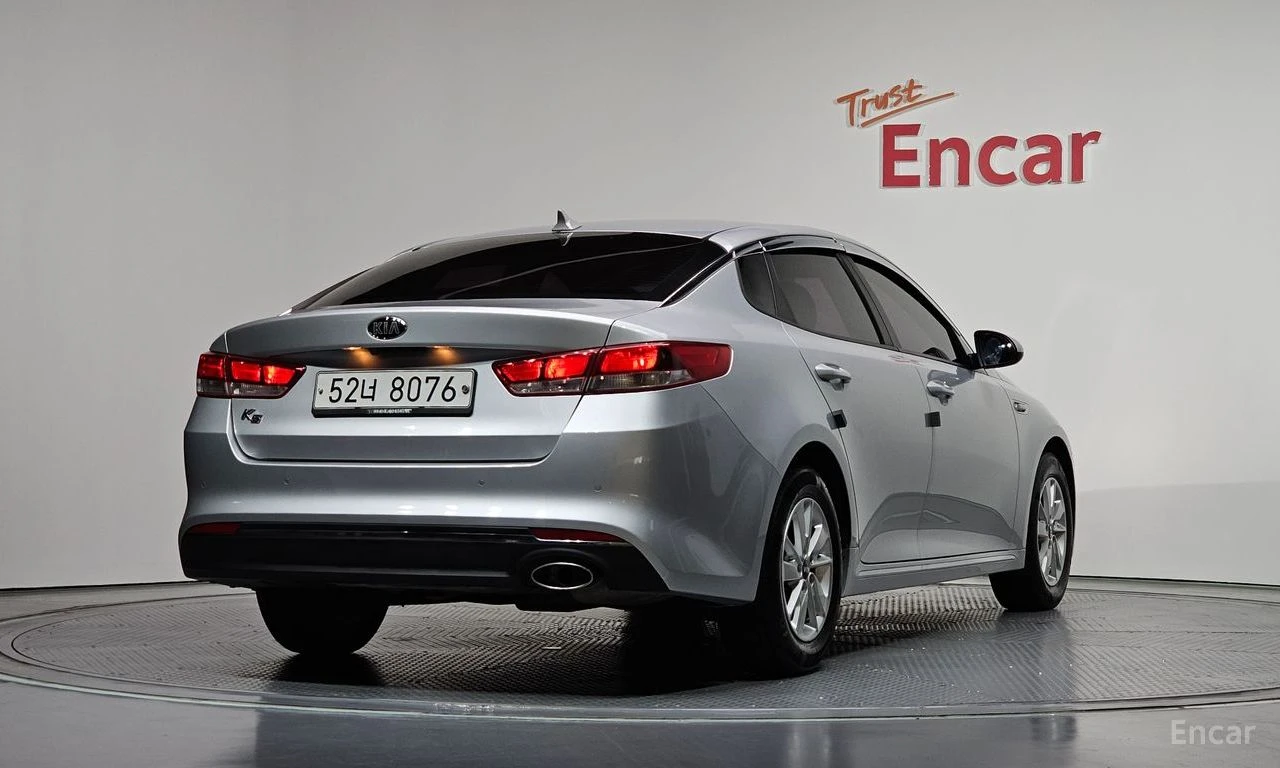 Kia K5 2.0* LUXURY* ПОДГРЕВ* КАМЕРА* КЕЙЛЕС* , снимка 2 - Автомобили и джипове - 55035672