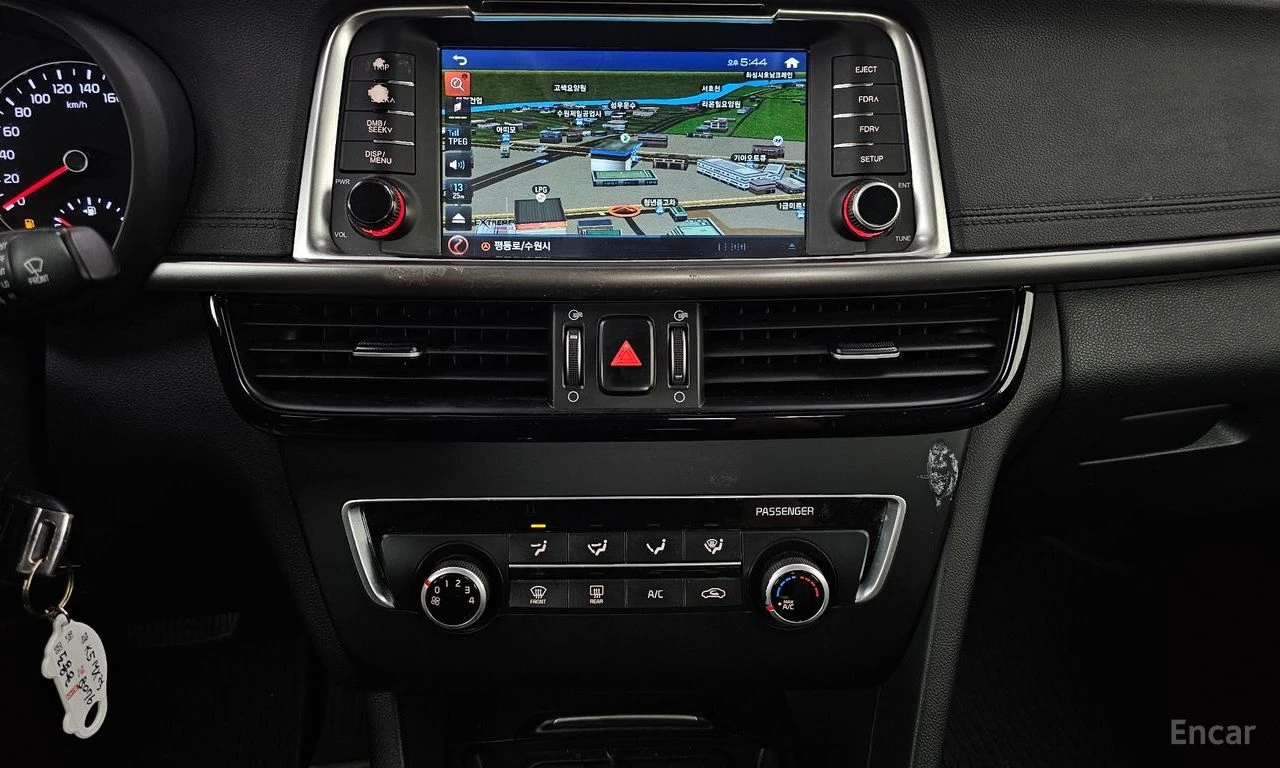 Kia K5 2.0* LUXURY* ПОДГРЕВ* КАМЕРА* КЕЙЛЕС* , снимка 8 - Автомобили и джипове - 55035672