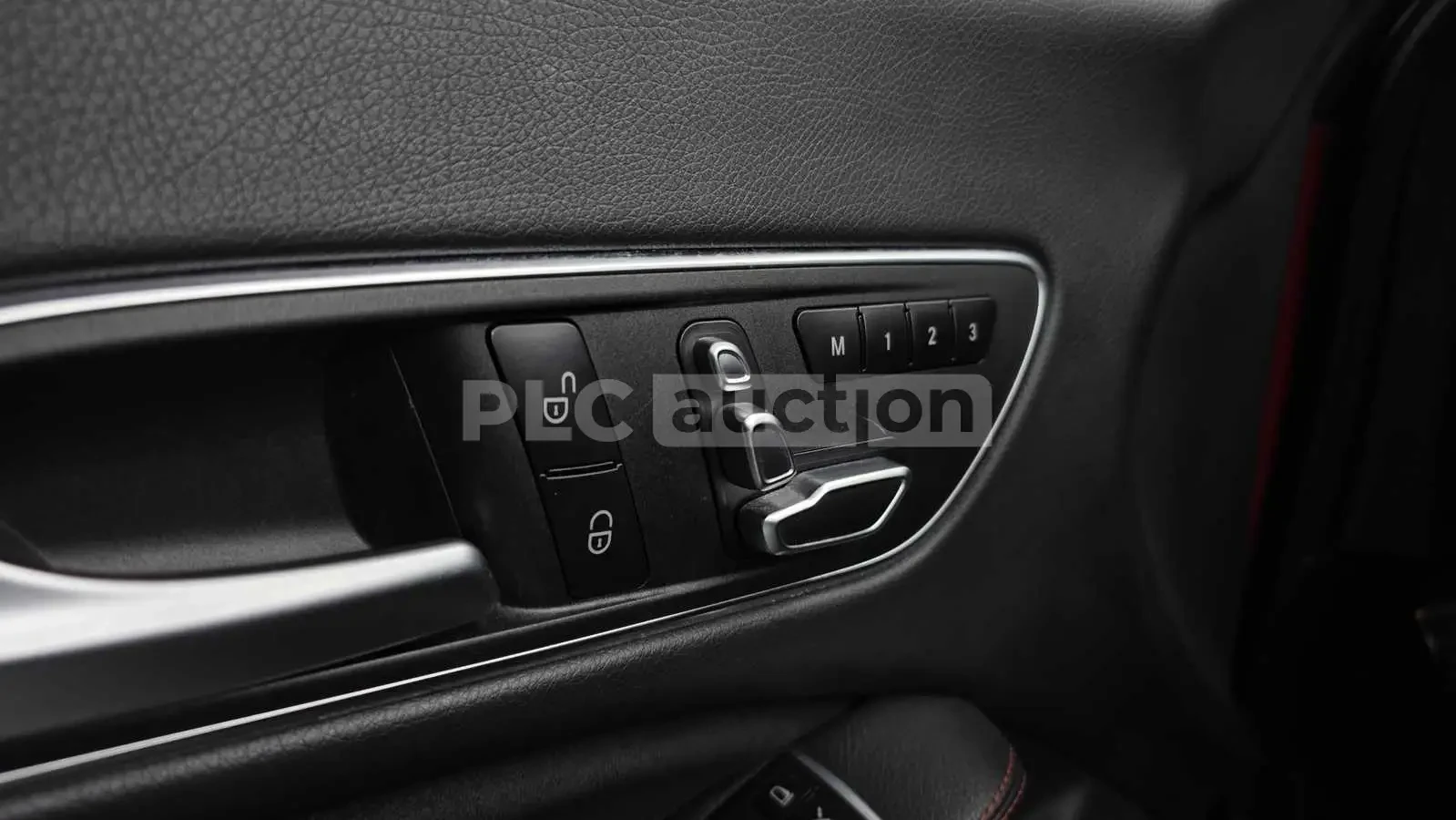 Mercedes-Benz CLA 220 4MATIC AMG LINE !УНИКАТ!FULL!!ПАНОРАМА, снимка 15 - Автомобили и джипове - 55067044