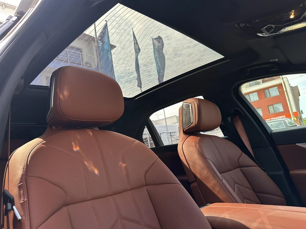 BMW 740 xDrive Sedan, снимка 10 - Автомобили и джипове - 55137253