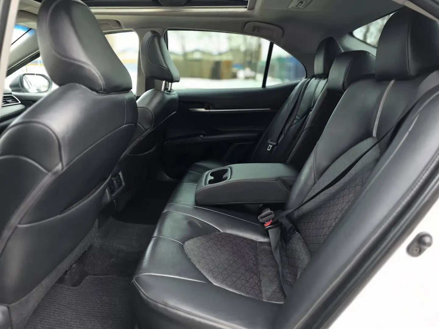 Toyota Camry XSE , снимка 16 - Автомобили и джипове - 55197410