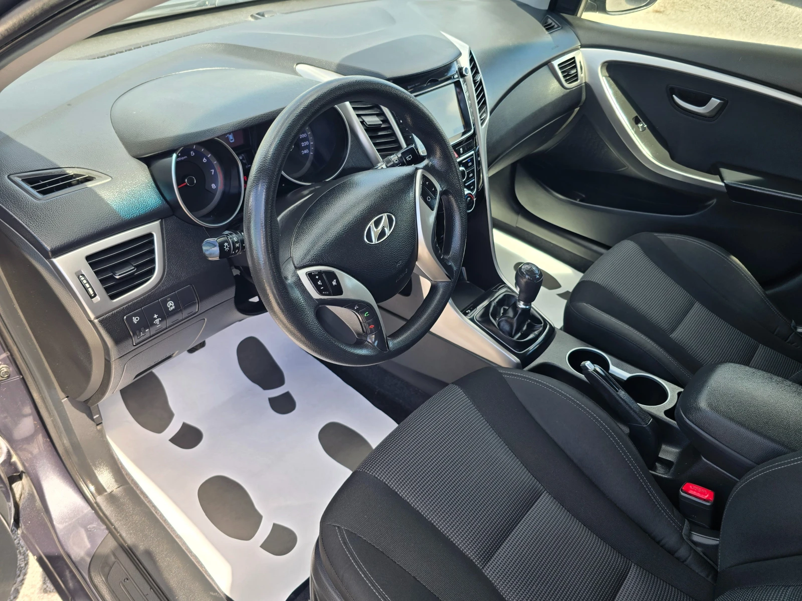 Hyundai I30 1.4I-100K.C-NAVI-CAMERA--EURO6, снимка 10 - Автомобили и джипове - 55221916