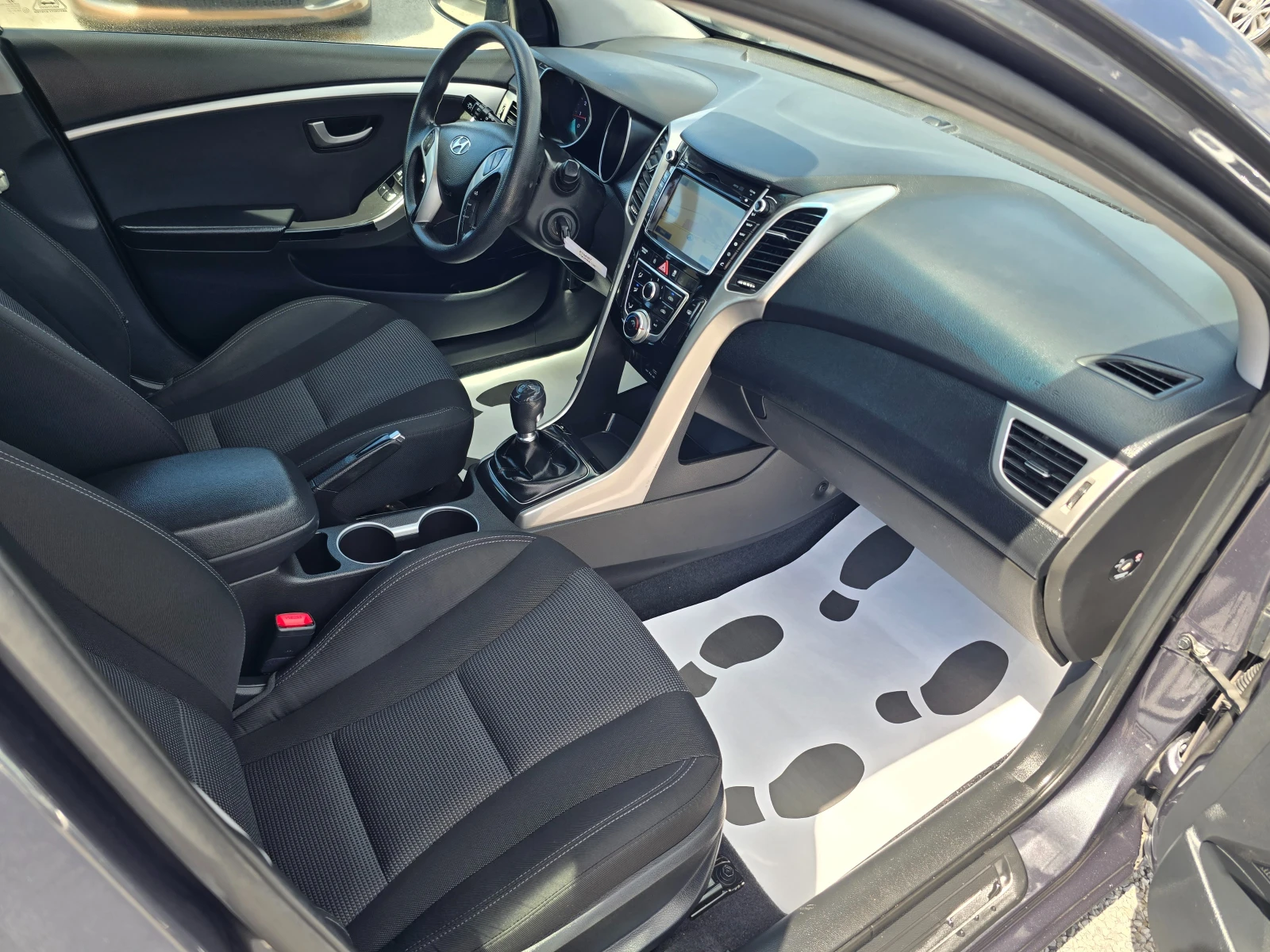 Hyundai I30 1.4I-100K.C-NAVI-CAMERA--EURO6, снимка 12 - Автомобили и джипове - 55221916