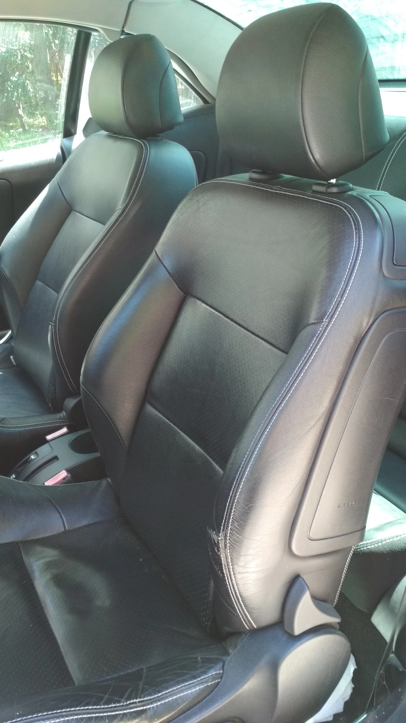 Peugeot 207 CC Cabrio 1.6T КОЖА, снимка 13 - Автомобили и джипове - 55323609