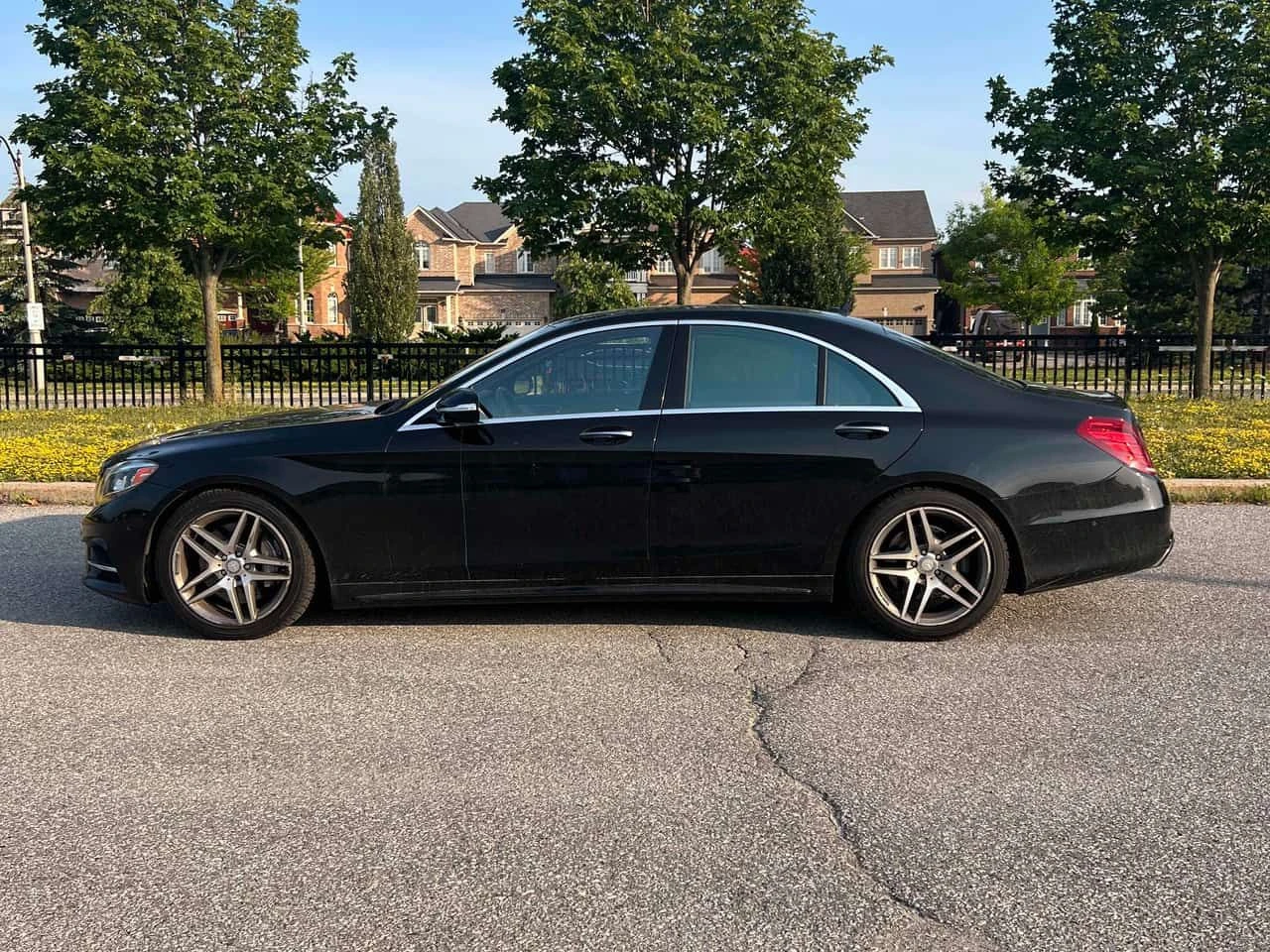 Mercedes-Benz S 550 * ДИСТРОНИК * ОБДУХВАНЕ * ПАНОРАМА * ЩОРИ * , снимка 3 - Автомобили и джипове - 55430166