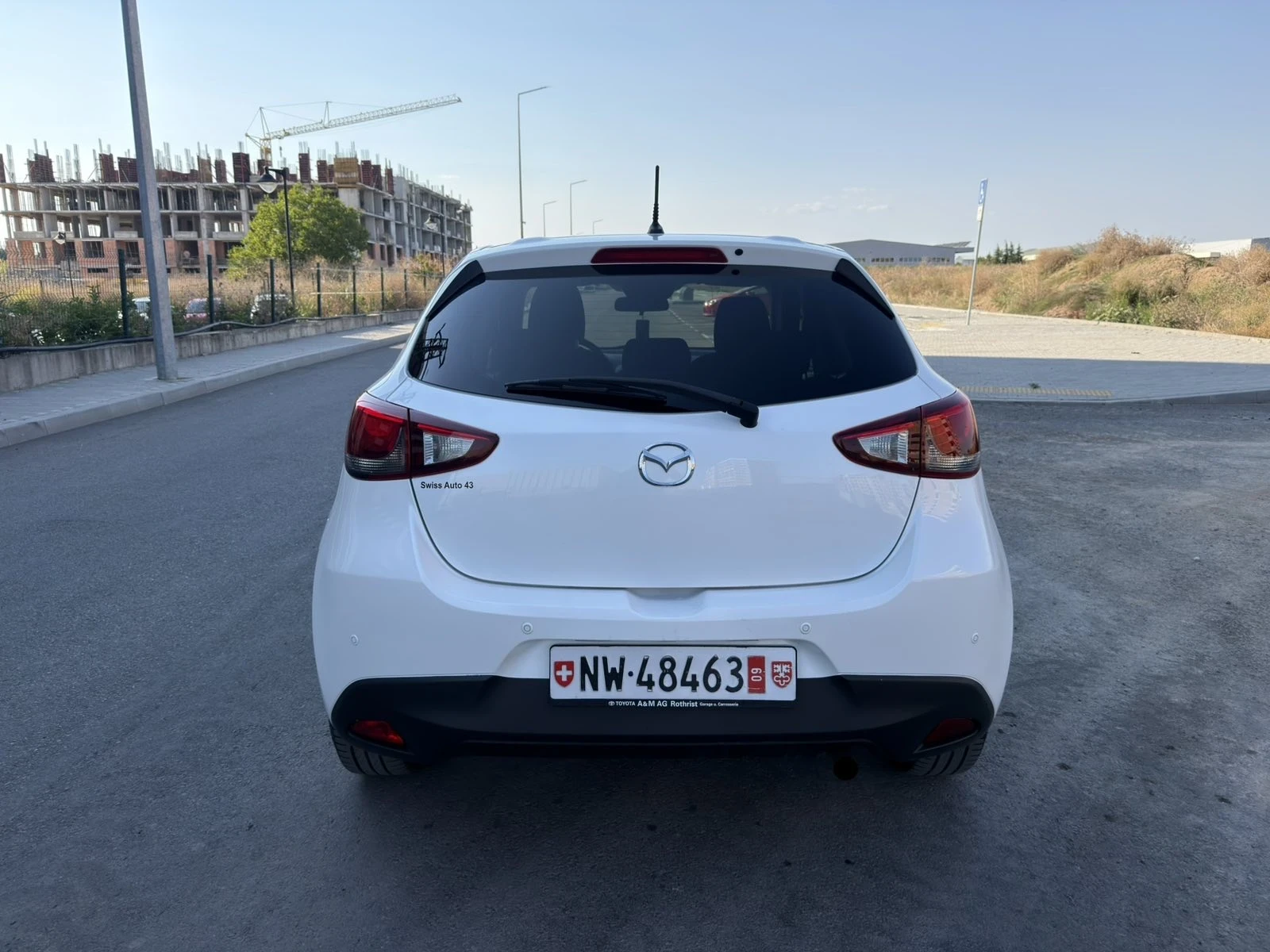 Mazda 2 1.5i SkyActiv-G Revolution Automat, снимка 7 - Автомобили и джипове - 55709727