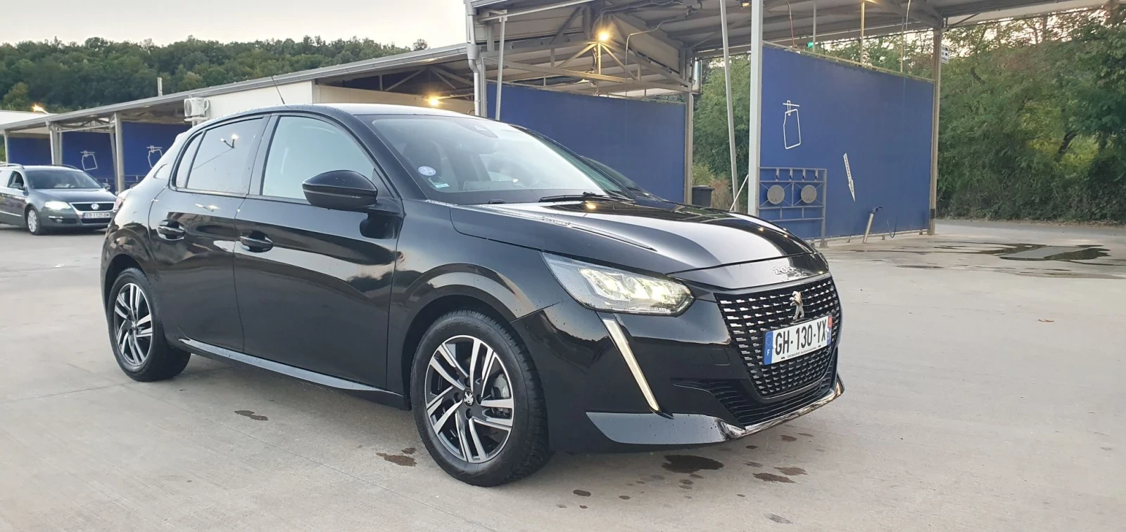 Peugeot 208 1.2 puretech Allure Pack , снимка 2 - Автомобили и джипове - 55730026