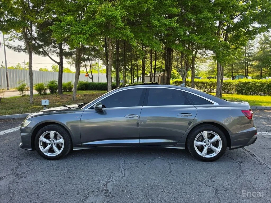 Audi A6 * 45 TFSI Quattro * ШИБИДАХ * ПОДГРЕВ * ОБДУХВАНЕ*, снимка 12 - Автомобили и джипове - 55992455