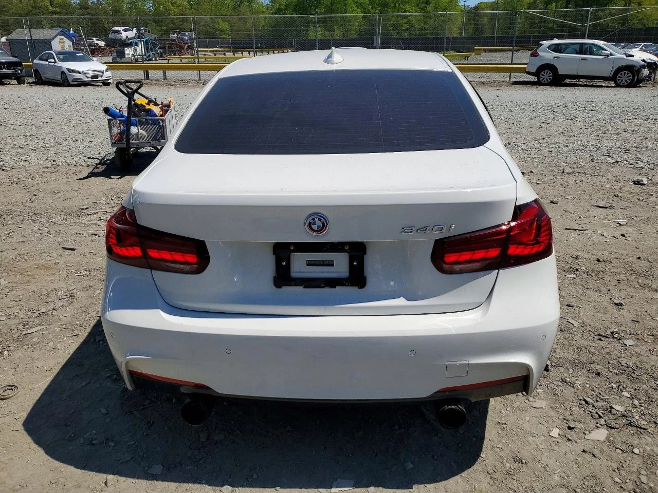 BMW 340 xDrive / Harman Kardon / Carfax / Автокредит, снимка 6 - Автомобили и джипове - 56002977