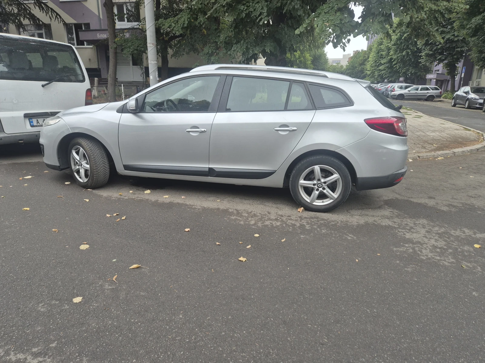 Renault Megane, снимка 3 - Автомобили и джипове - 56049484