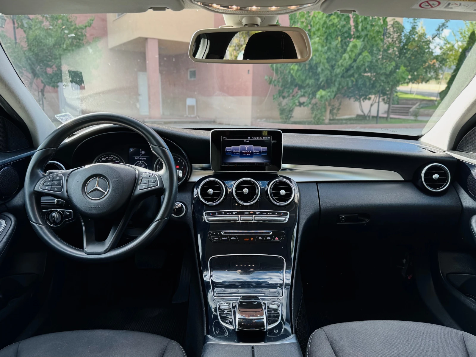 Mercedes-Benz C 200 7G-Tronic Plus, снимка 10 - Автомобили и джипове - 56300161