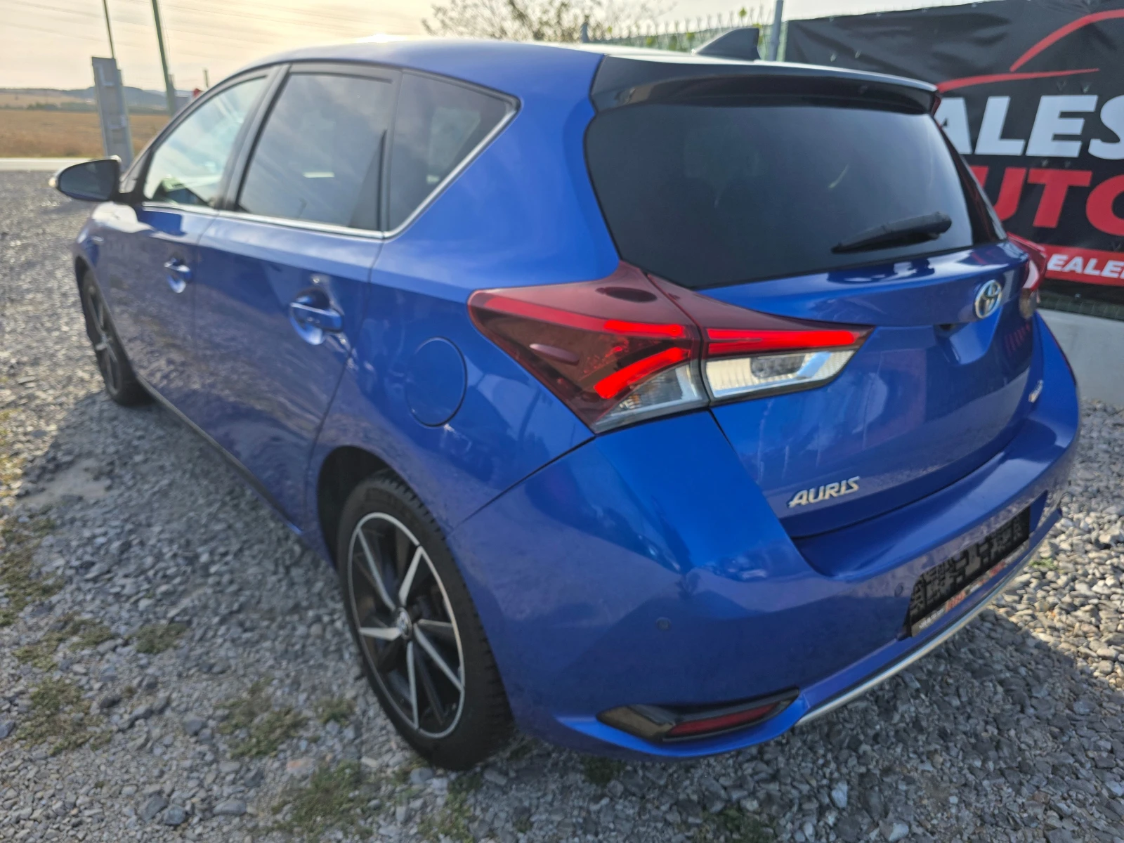 Toyota Auris 1.8 II-Hybrid- Black Edition-136hp | Mobile.bg � ����������� 7