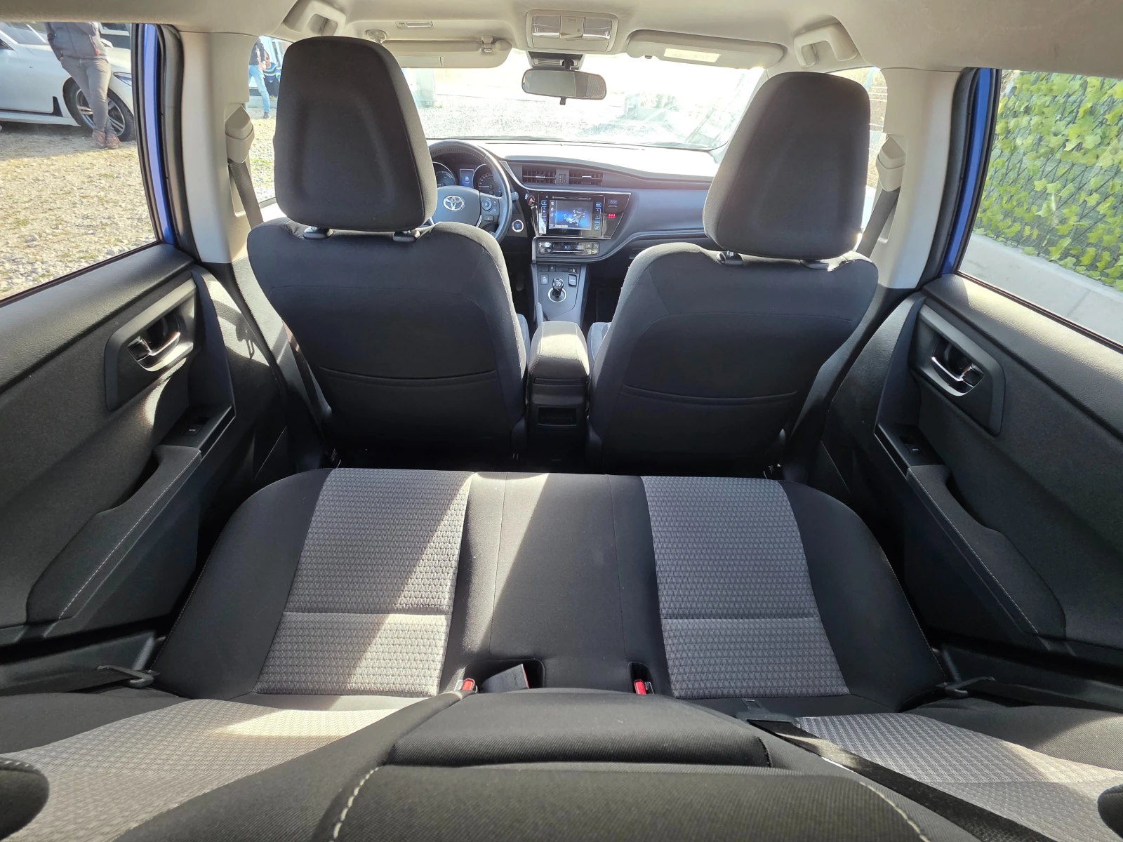 Toyota Auris 1.8 II-Hybrid- Black Edition-136hp | Mobile.bg � ����������� 14