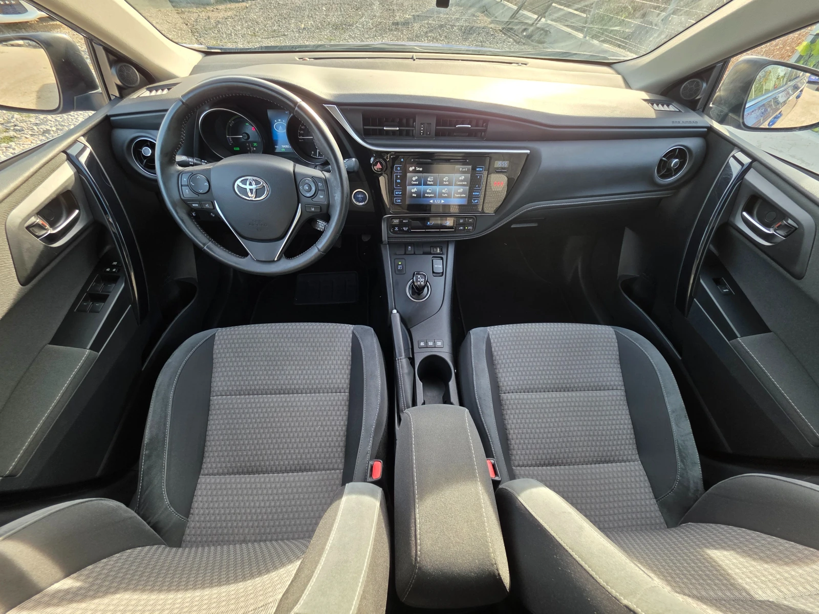 Toyota Auris 1.8 II-Hybrid- Black Edition-136hp | Mobile.bg � ����������� 9