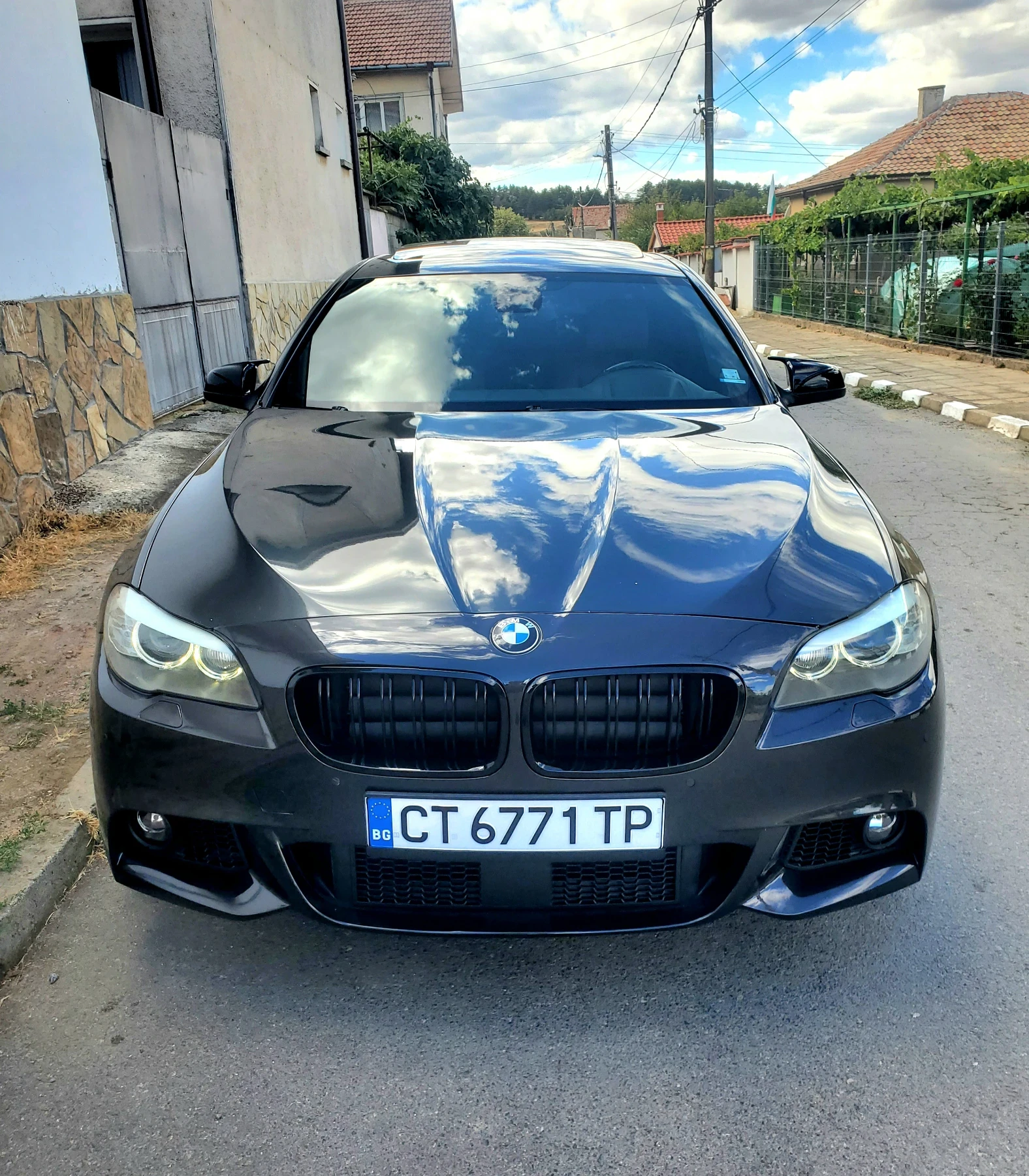 BMW 528