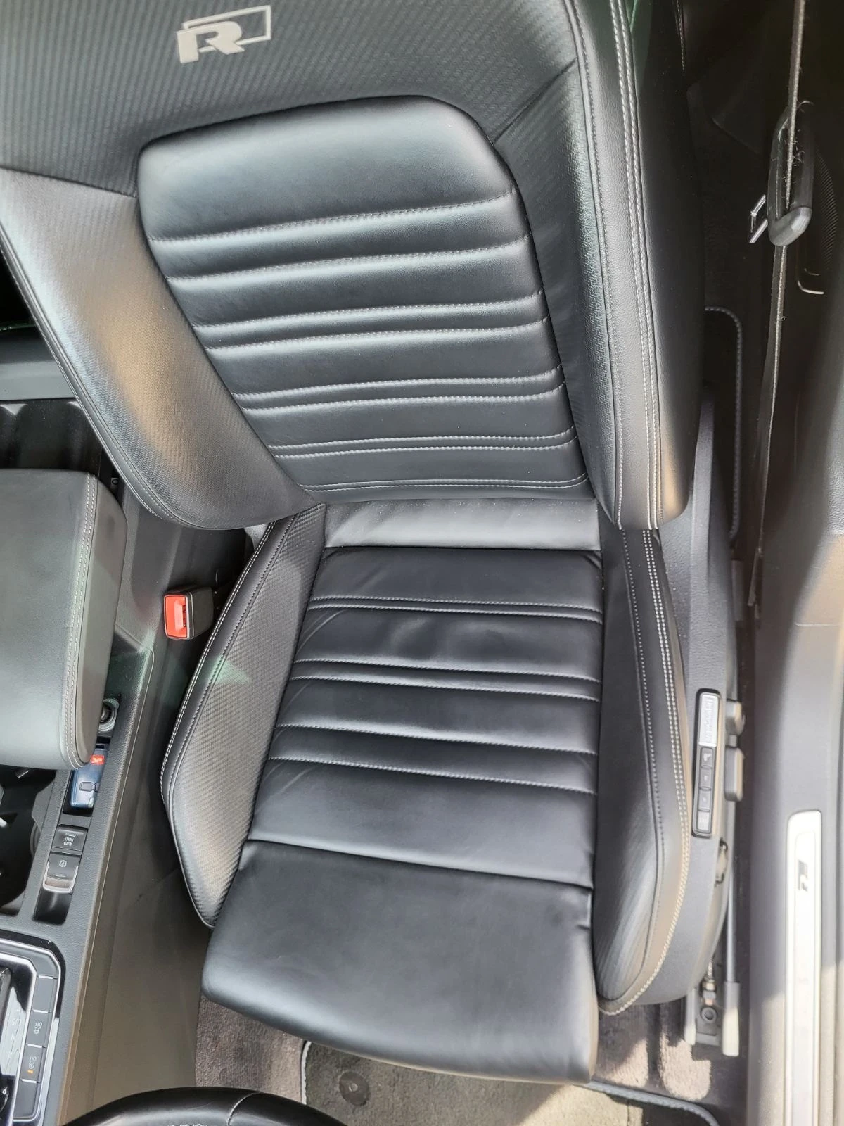 VW Passat R line, снимка 10 - Автомобили и джипове - 56564489