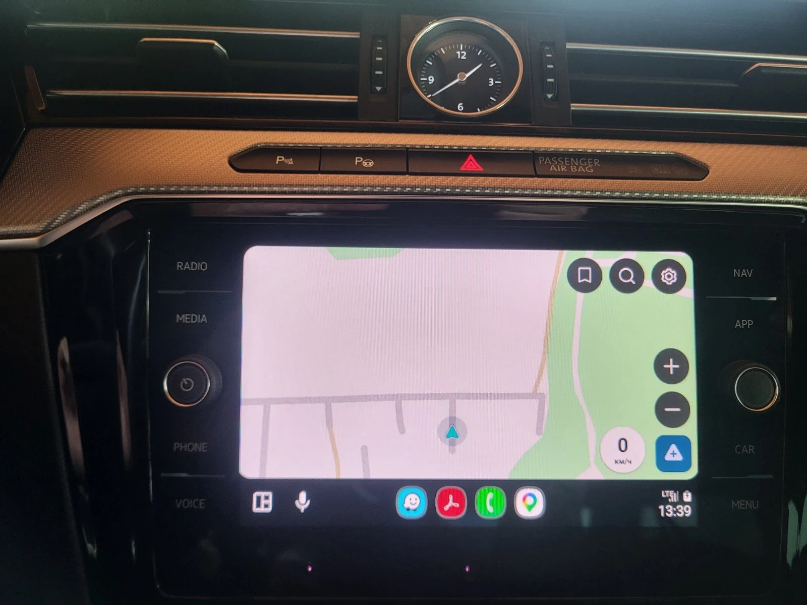 VW Passat R line, снимка 16 - Автомобили и джипове - 56564489