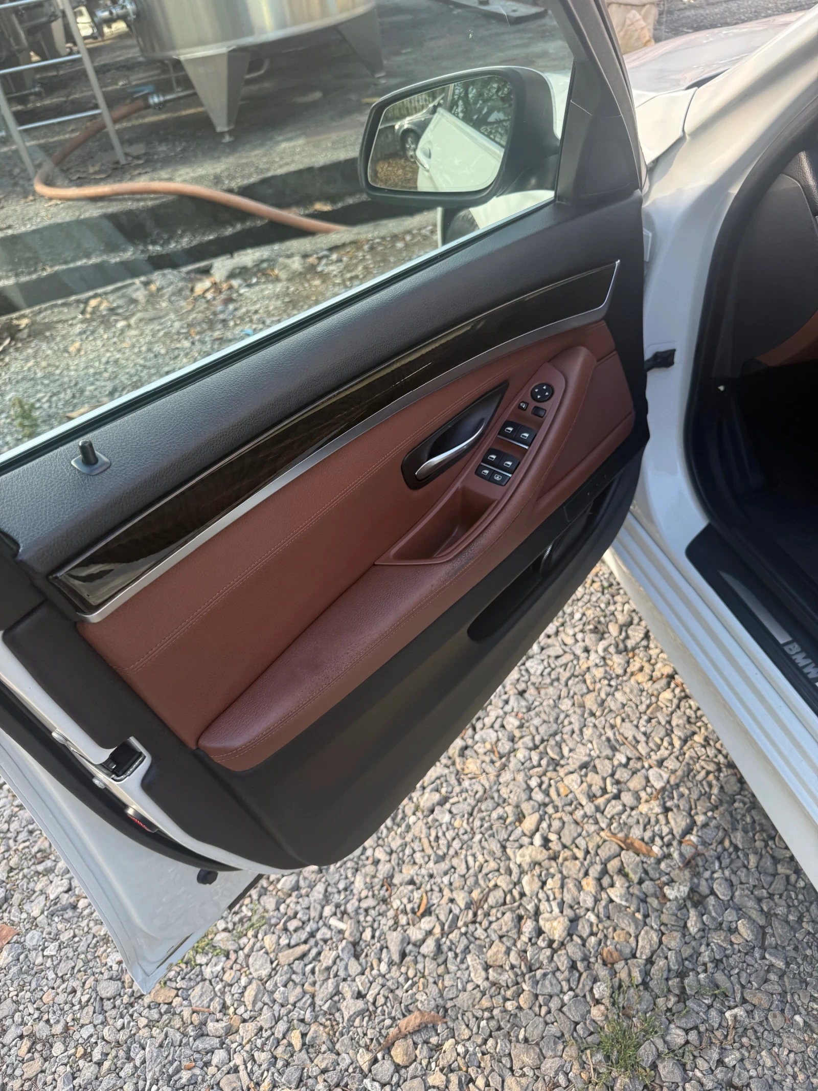 BMW 530, снимка 9 - Автомобили и джипове - 56696916