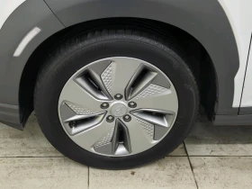 Hyundai Kona 64kw SOH 100%  - 14990 € / 29317.89 лв. - 22377314 11