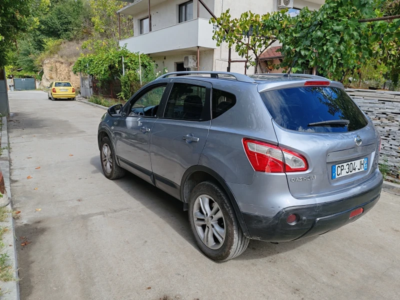 Nissan Qashqai, снимка 3 - Автомобили и джипове - 47240464