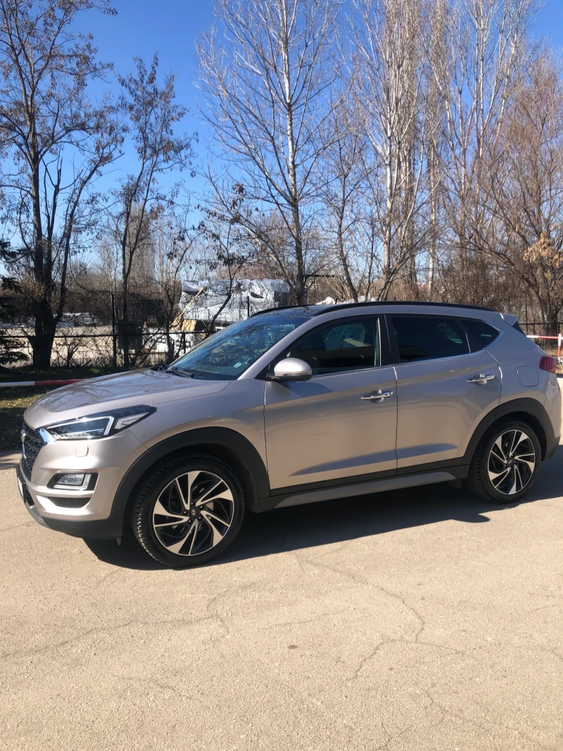 Hyundai Tucson, снимка 2 - Автомобили и джипове - 49384538