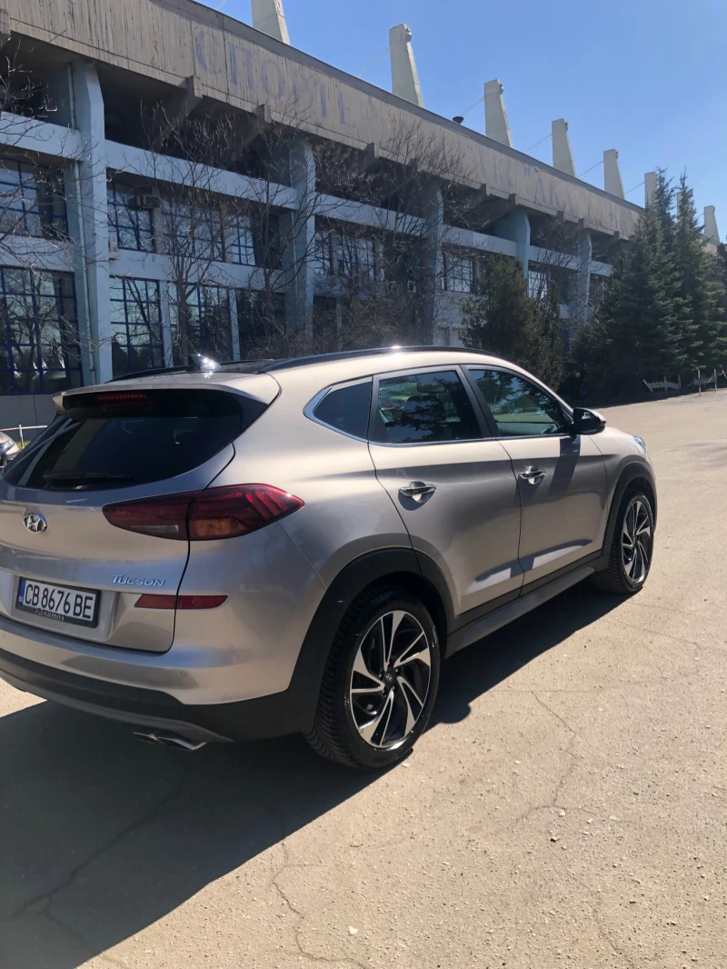 Hyundai Tucson, снимка 4 - Автомобили и джипове - 49384538