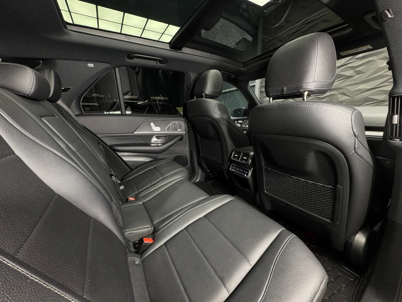 Mercedes-Benz GLE 400 d 4Matic AMG* Camera* 360 Pano, снимка 9 - Автомобили и джипове - 50532515