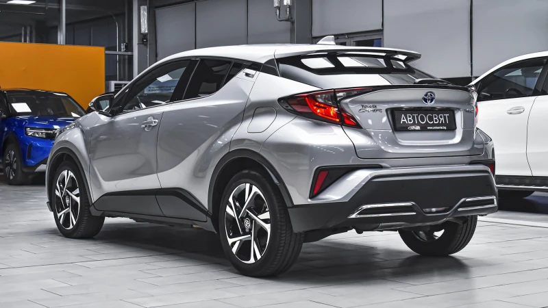 Toyota C-HR 2.0 Hybrid Club Automatic, снимка 7 - Автомобили и джипове - 51264360