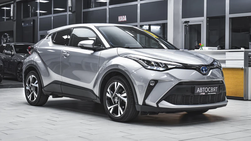 Toyota C-HR 2.0 Hybrid Club Automatic, снимка 5 - Автомобили и джипове - 51264360