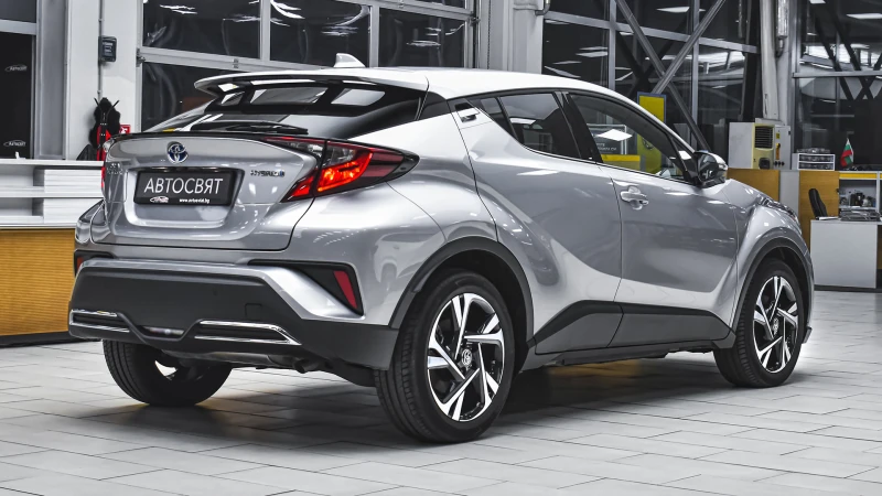 Toyota C-HR 2.0 Hybrid Club Automatic, снимка 6 - Автомобили и джипове - 51264360