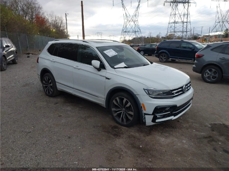 VW Tiguan SEL PREMIUM R-LINE* DIGITAL* ПОДГРЕВ, снимка 3 - Автомобили и джипове - 52755442