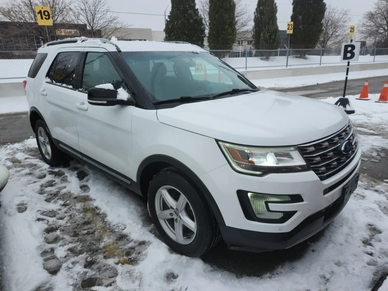 Ford Explorer * XLT * CARFAX * БЕЗ ПЪРВОНАЧАЛНА ВНОСКА, снимка 2 - Автомобили и джипове - 53098256